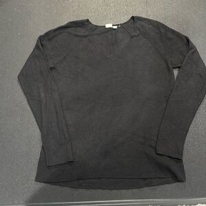 Gap merino wool black v-neck sweater